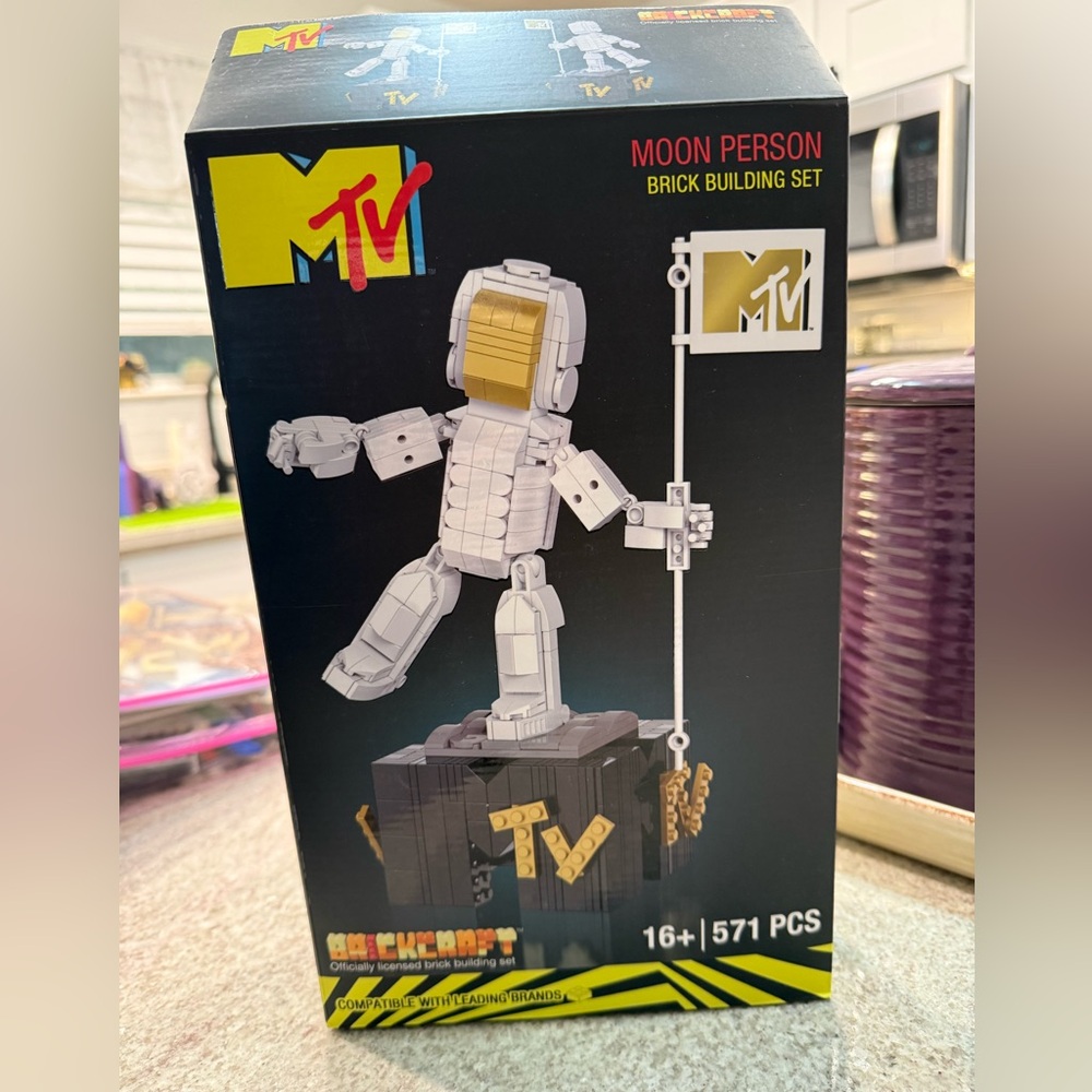 Brickcraft MTV Moon Person Brick Building Set
